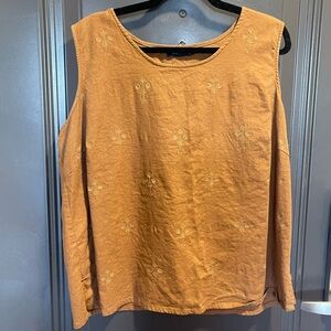 Orangey Brown Scoop Neck Tank with Floral Embroidery
